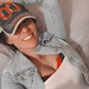 Meet your Posher, Adela